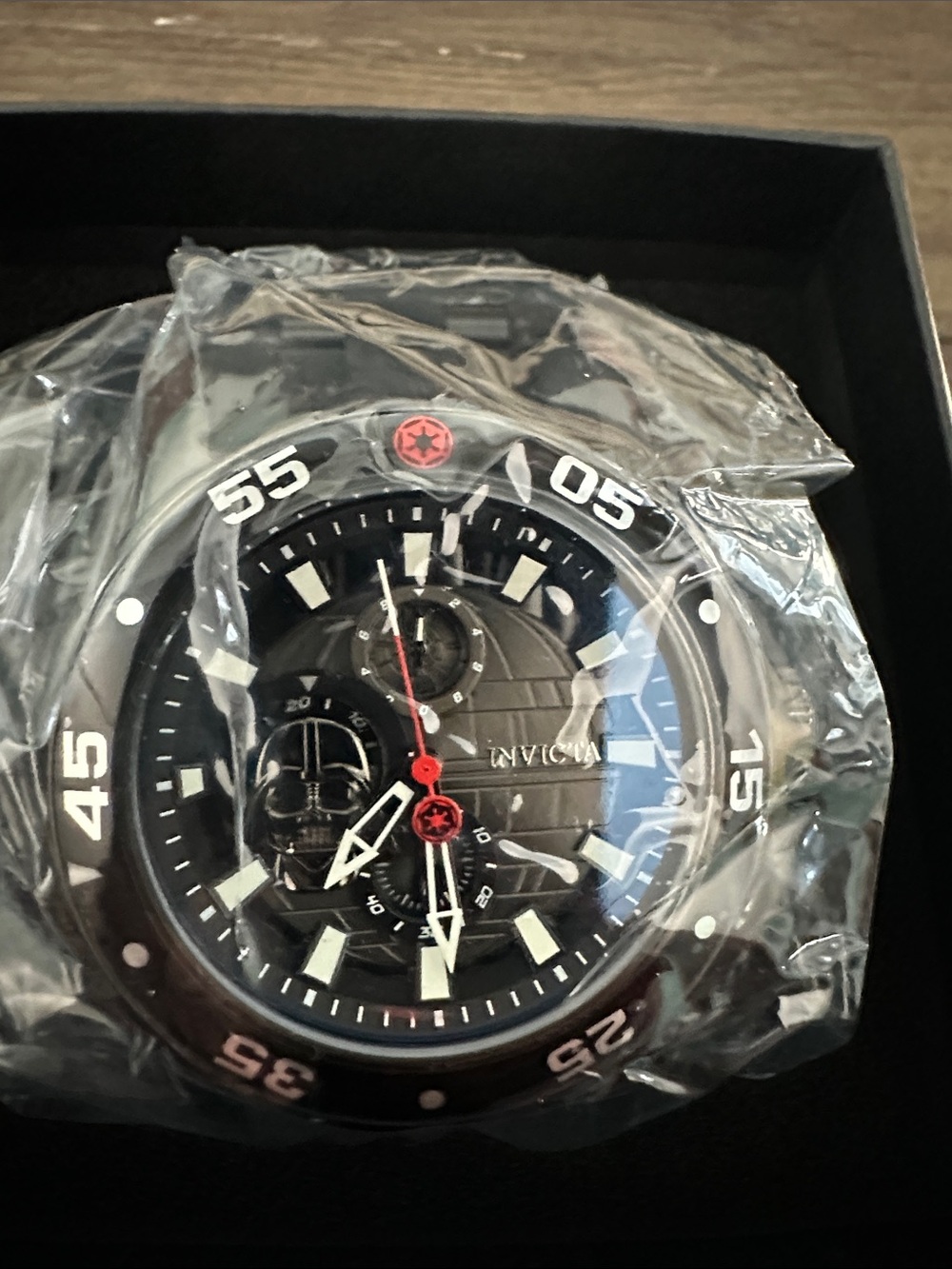 Star Wars Dart Vader invicta chronograph